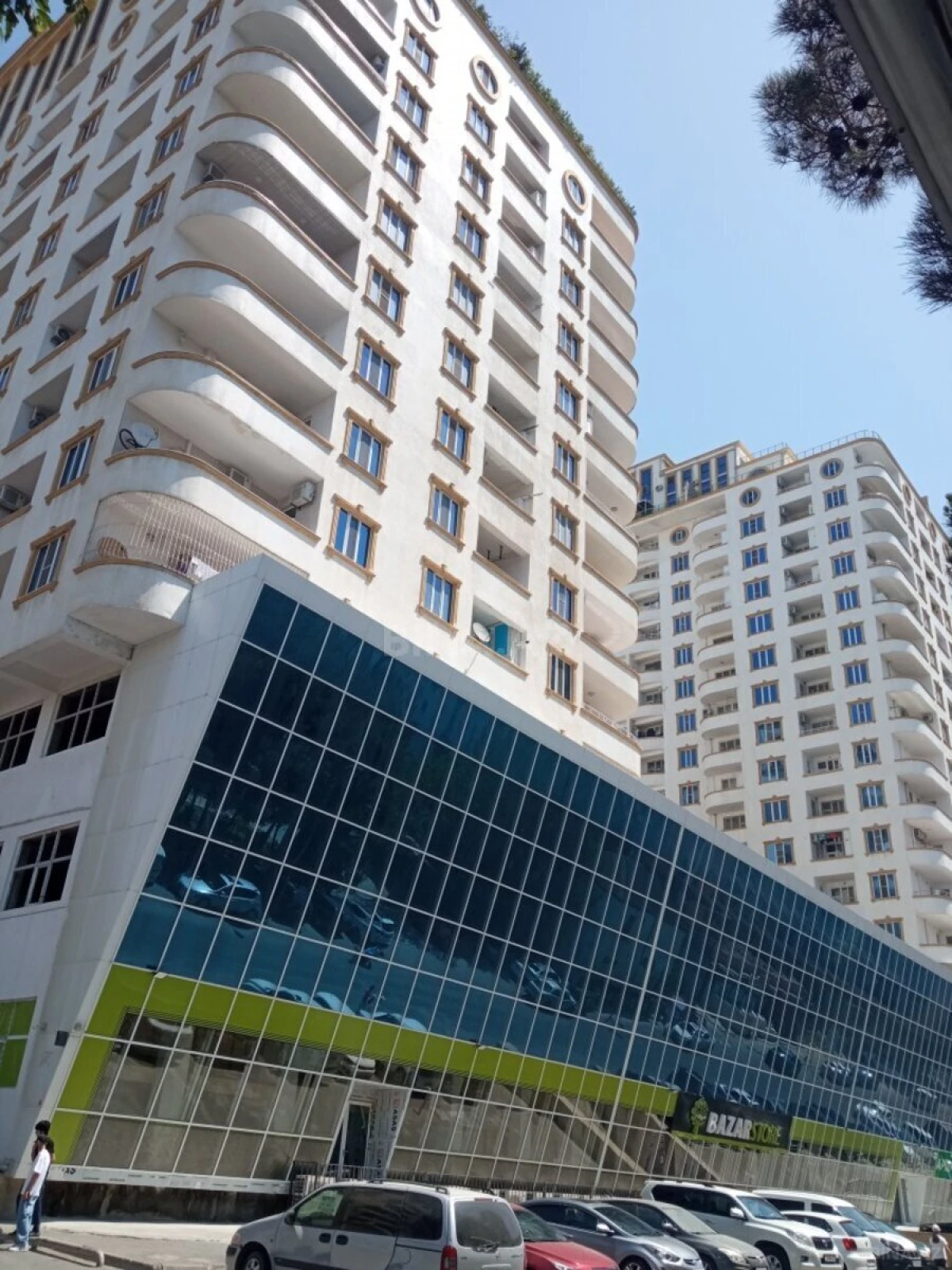 Satılır 2 otaqlı mənzil 65 m²