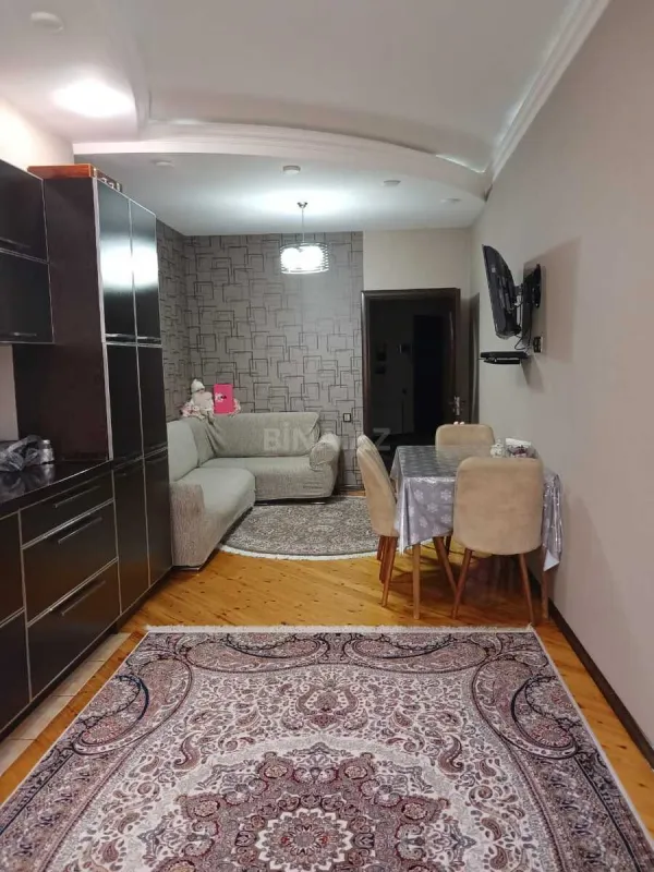 Satılır 3 otaqlı mənzil 125 m²