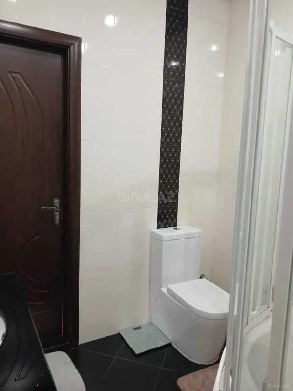 Satılır 3 otaqlı mənzil 125 m²