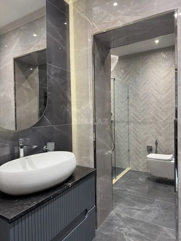 Satılır 2 otaqlı mənzil 70 m²