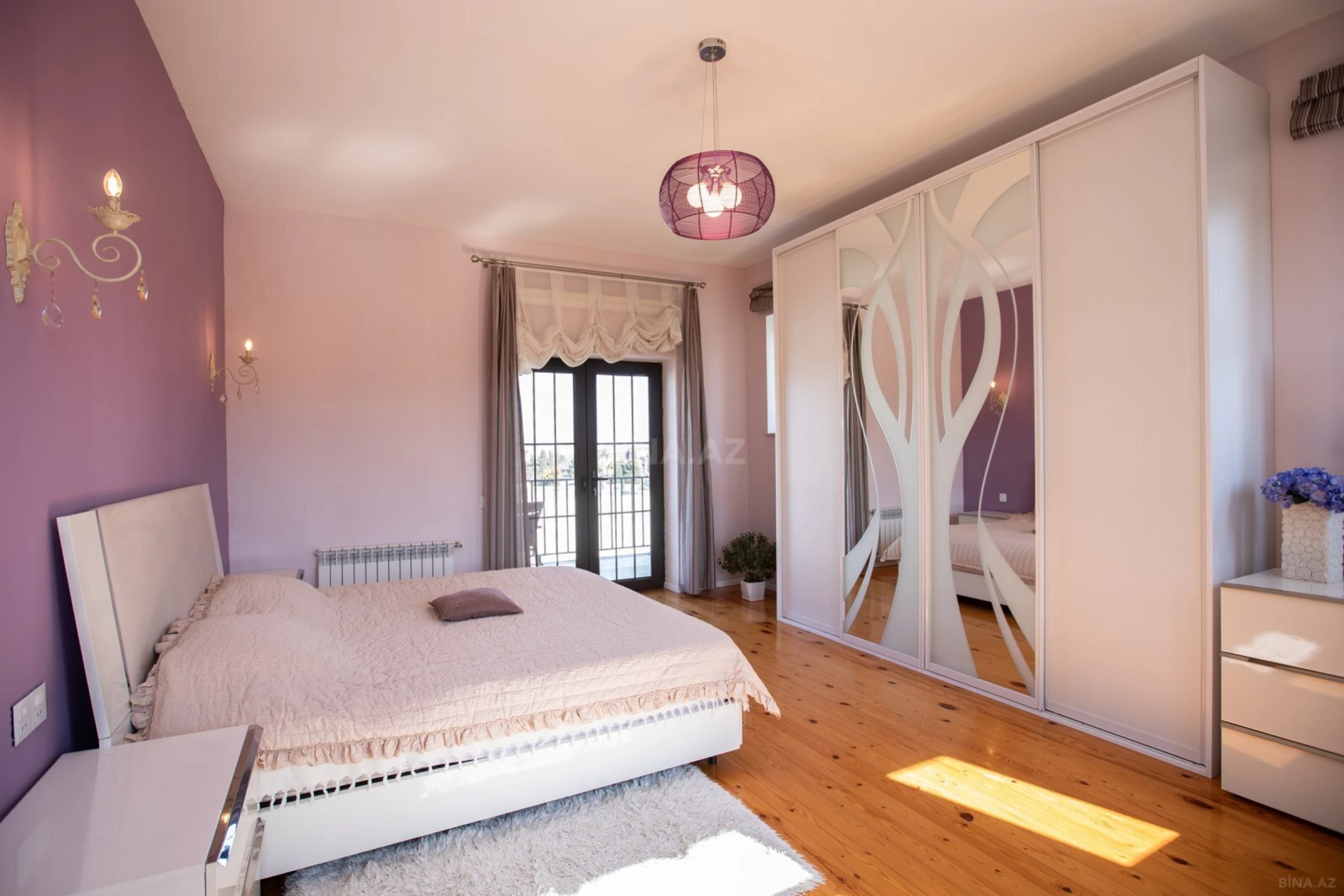 Satılır 4 otaqlı həyət evi 200 m²