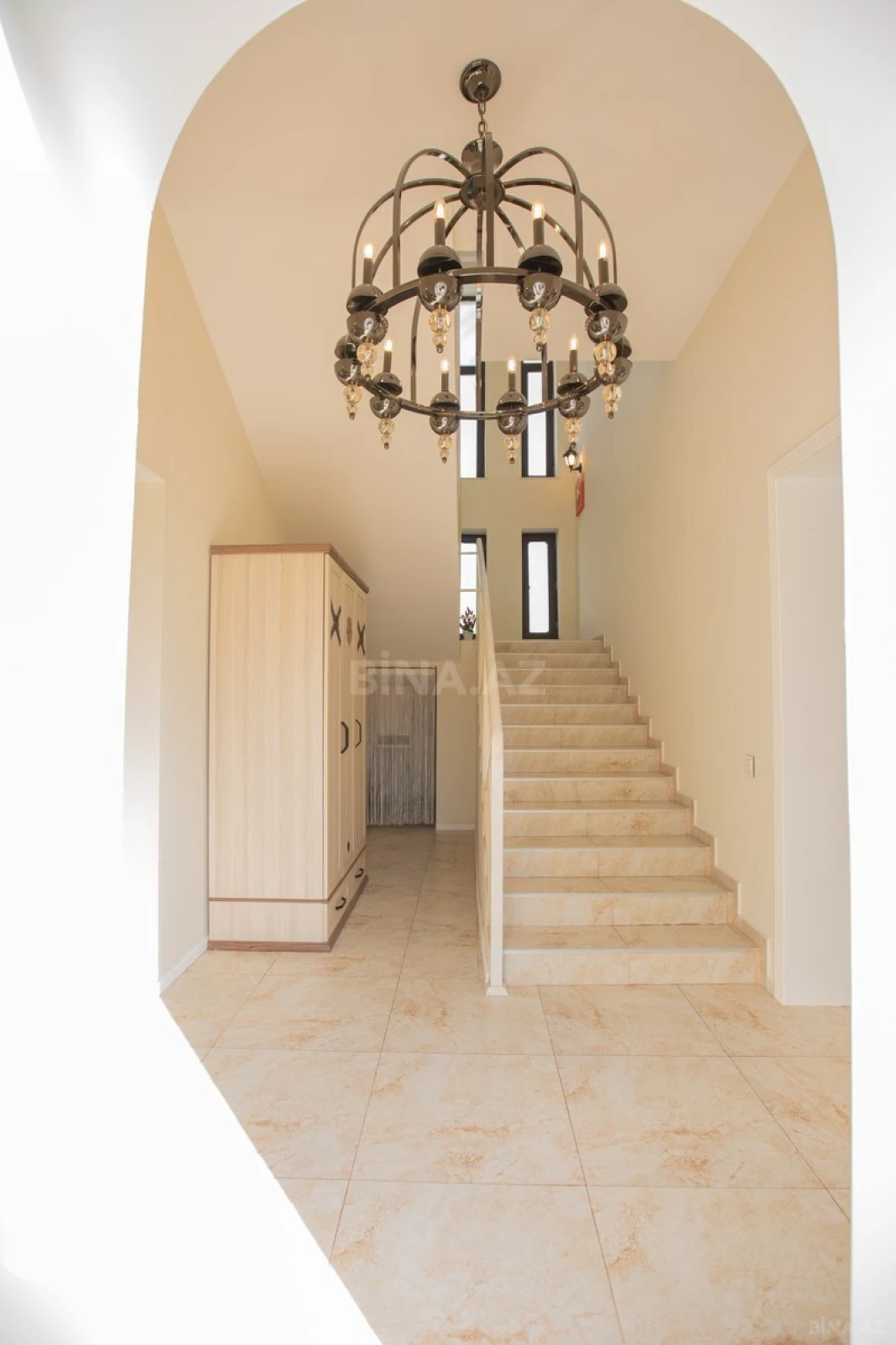Satılır 4 otaqlı həyət evi 200 m²