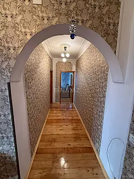 Kirayə verilir 2 otaqlı mənzil 57 m²