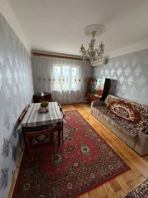 Kirayə verilir 2 otaqlı mənzil 57 m²