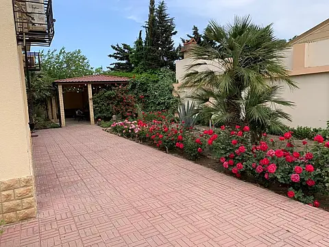 Kirayə verilir 3 otaqlı həyət evi 90 m²