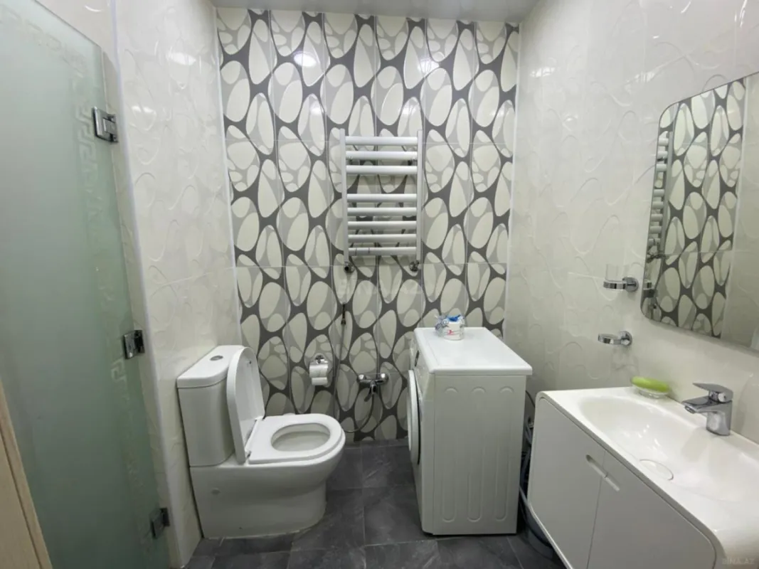 Kirayə verilir 3 otaqlı mənzil 120 m²