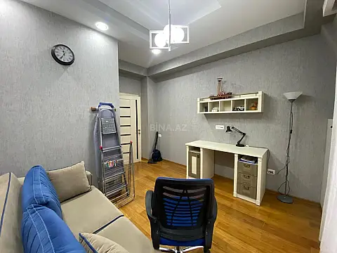 Kirayə verilir 3 otaqlı mənzil 120 m²