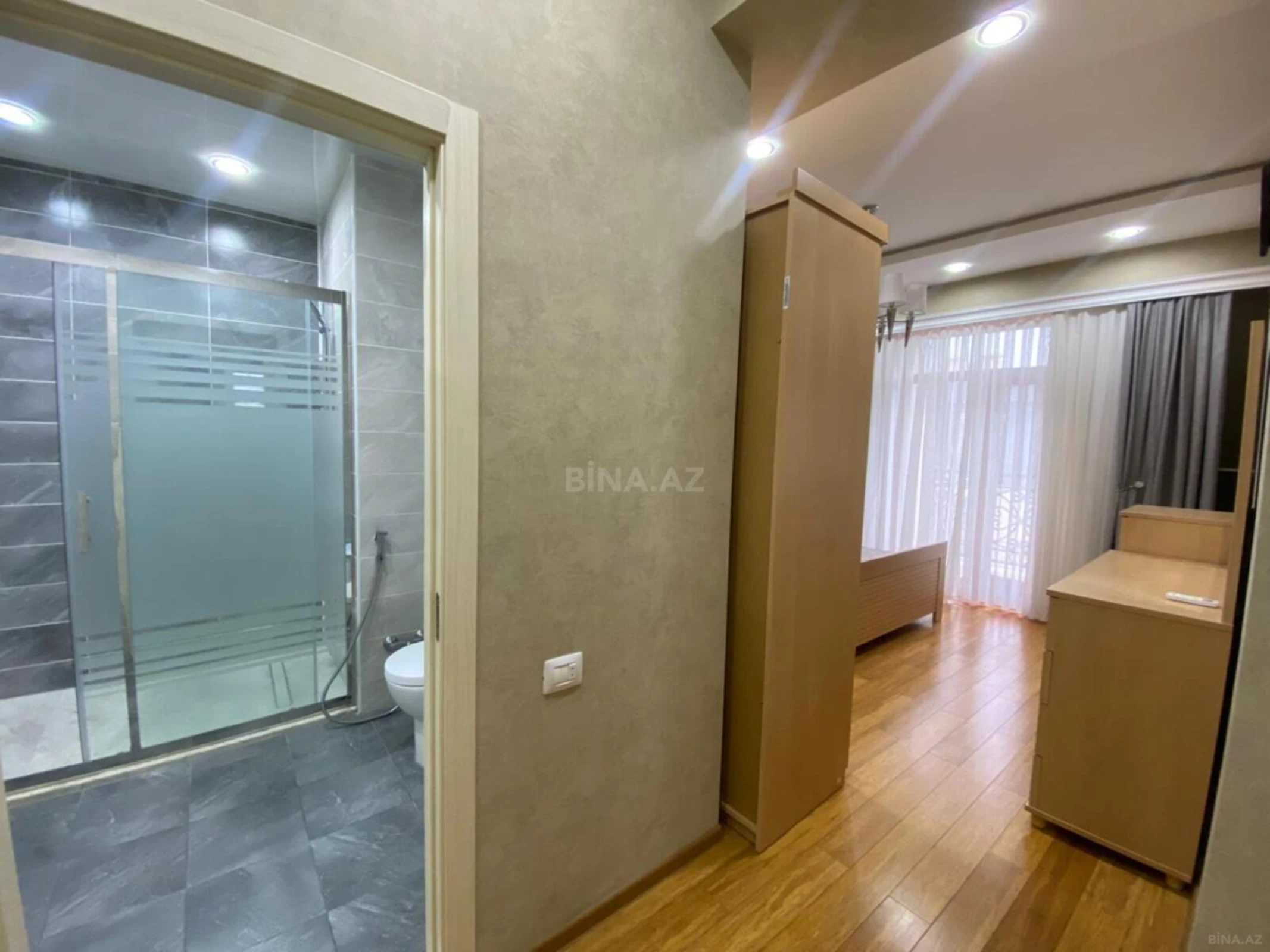 Kirayə verilir 3 otaqlı mənzil 120 m²