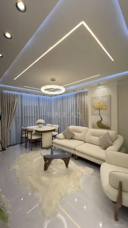 Satılır 3 otaqlı mənzil 101 m²