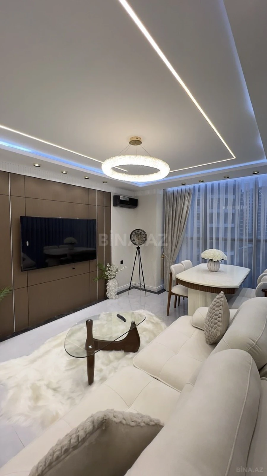 Satılır 3 otaqlı mənzil 101 m²