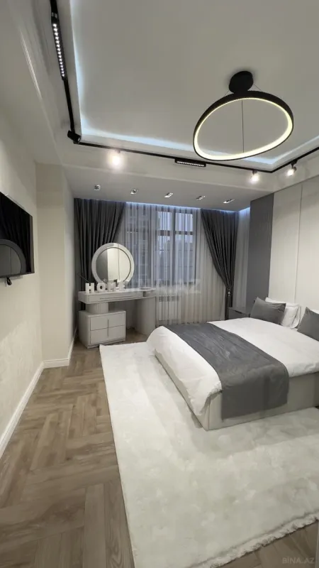 Satılır 3 otaqlı mənzil 101 m²