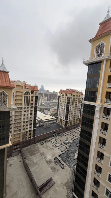 Satılır 3 otaqlı mənzil 101 m²