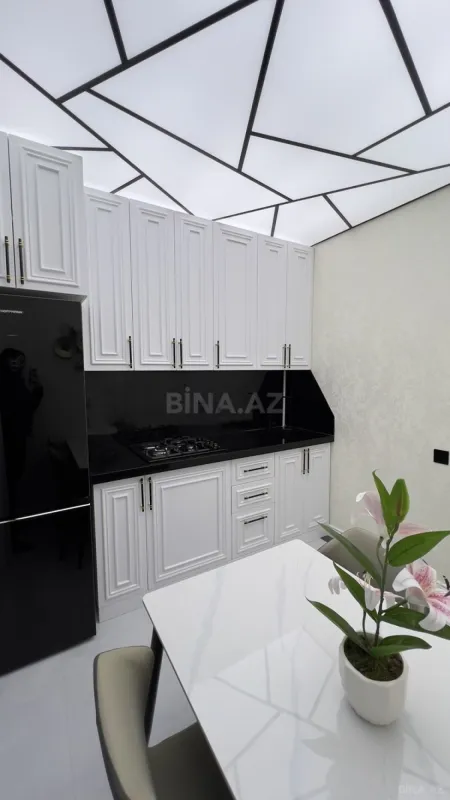 Satılır 3 otaqlı mənzil 101 m²