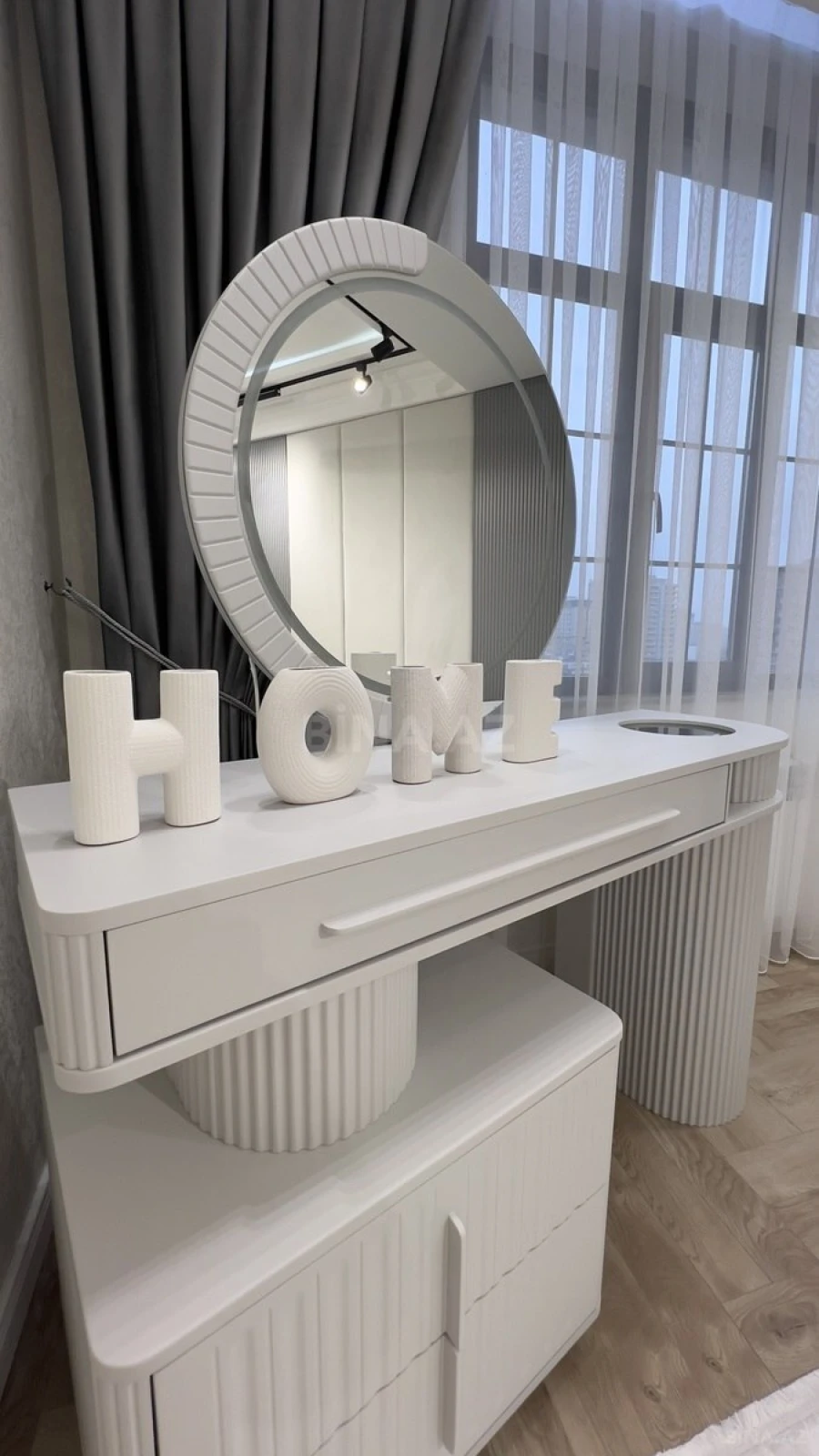 Satılır 3 otaqlı mənzil 101 m²