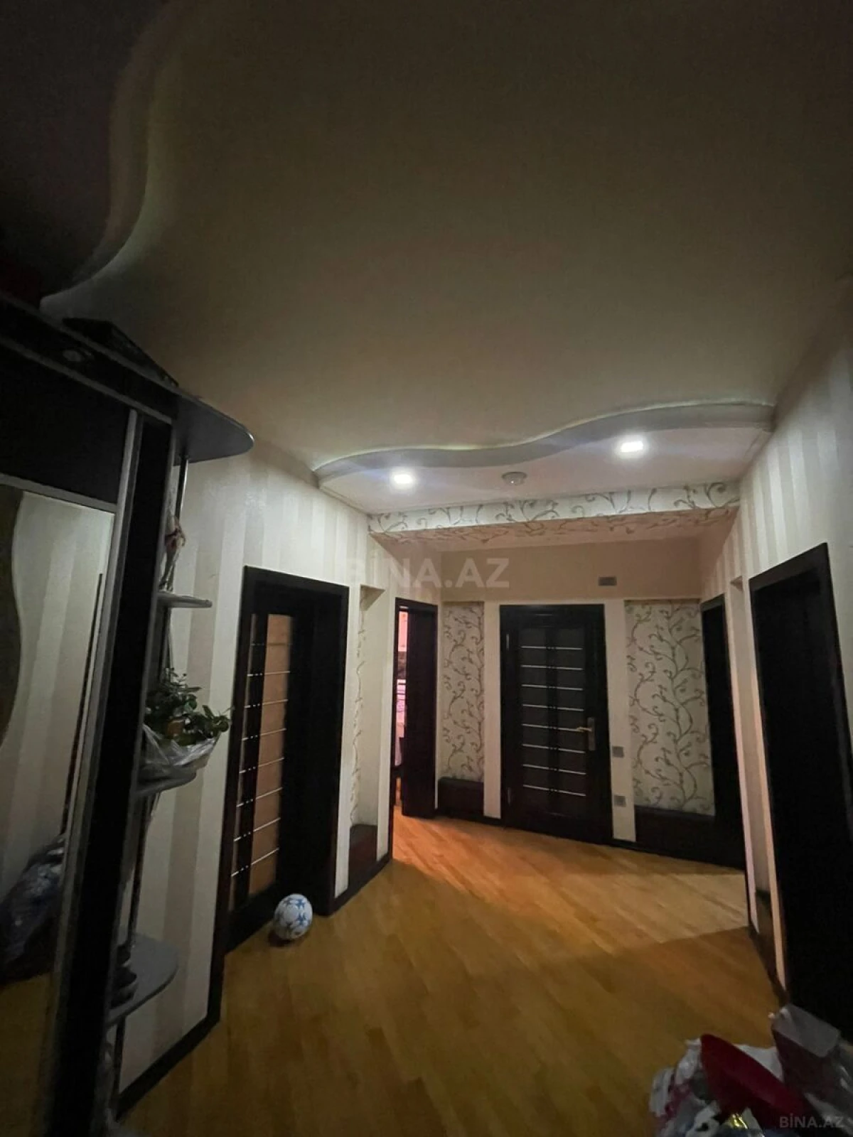 Kirayə verilir 3 otaqlı mənzil 120 m²
