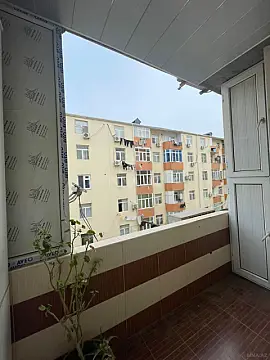 Kirayə verilir 3 otaqlı mənzil 120 m²