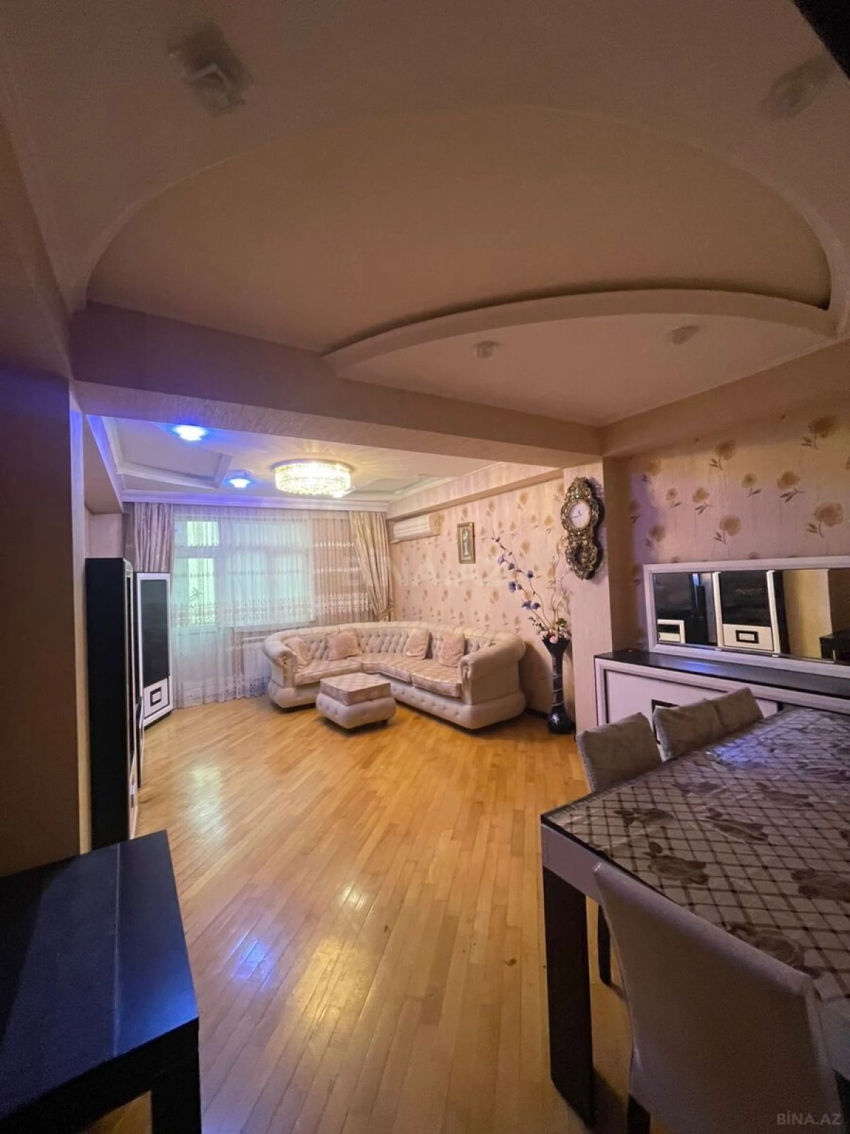 Kirayə verilir 3 otaqlı mənzil 120 m²