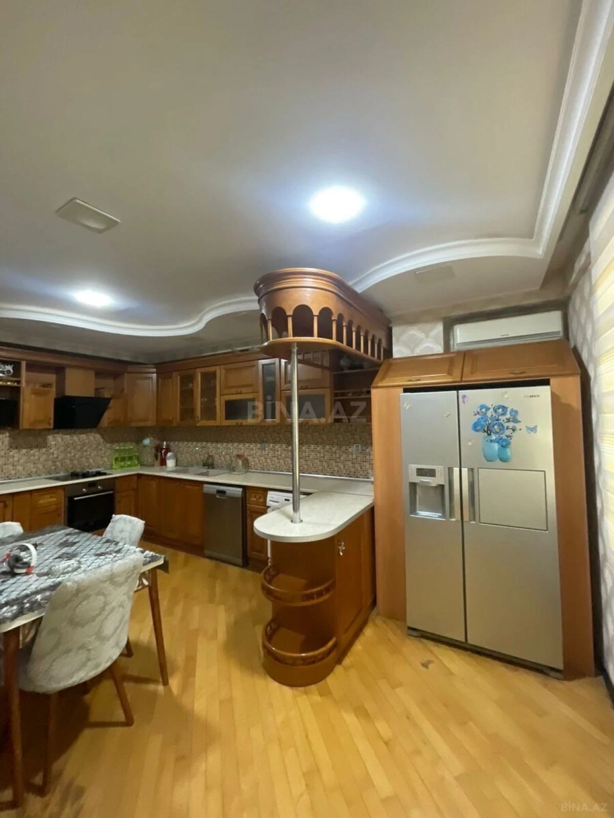Kirayə verilir 3 otaqlı mənzil 120 m²