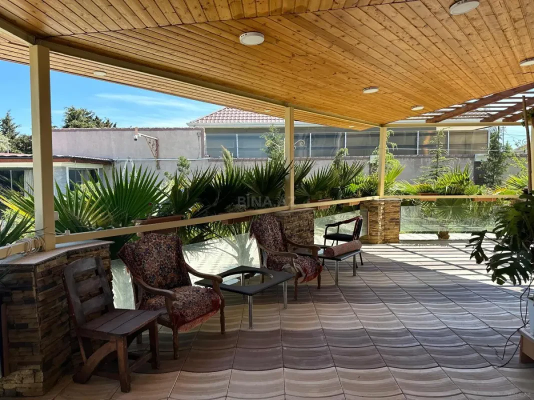 Kirayə verilir 5 otaqlı həyət evi 250 m²
