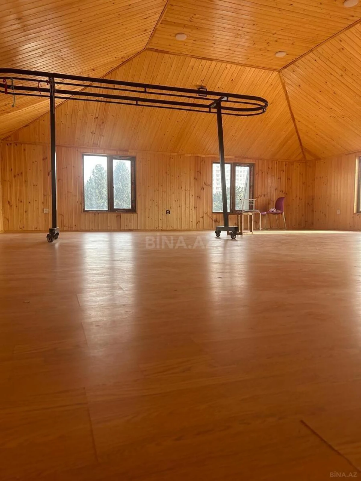 Kirayə verilir obyekt 950 m²