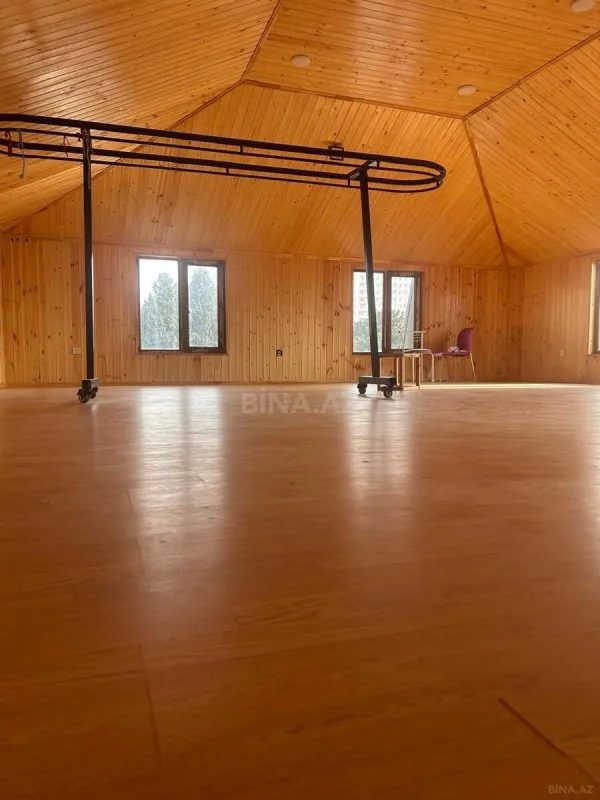 Kirayə verilir obyekt 950 m²