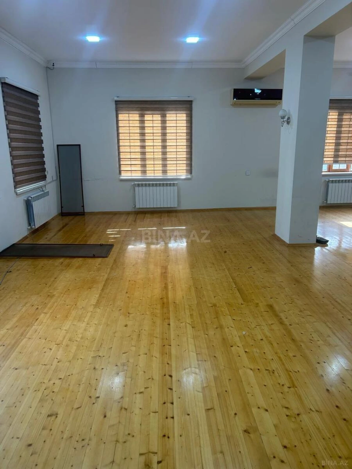 Kirayə verilir obyekt 950 m²