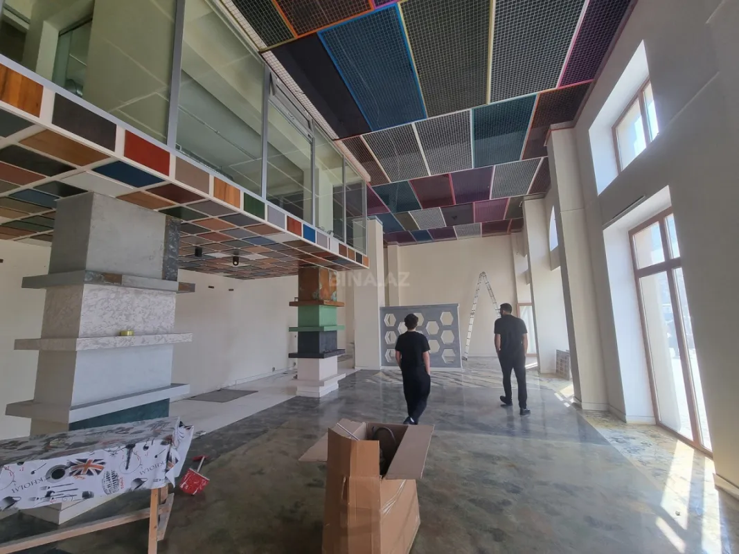 Kirayə verilir obyekt 300 m²