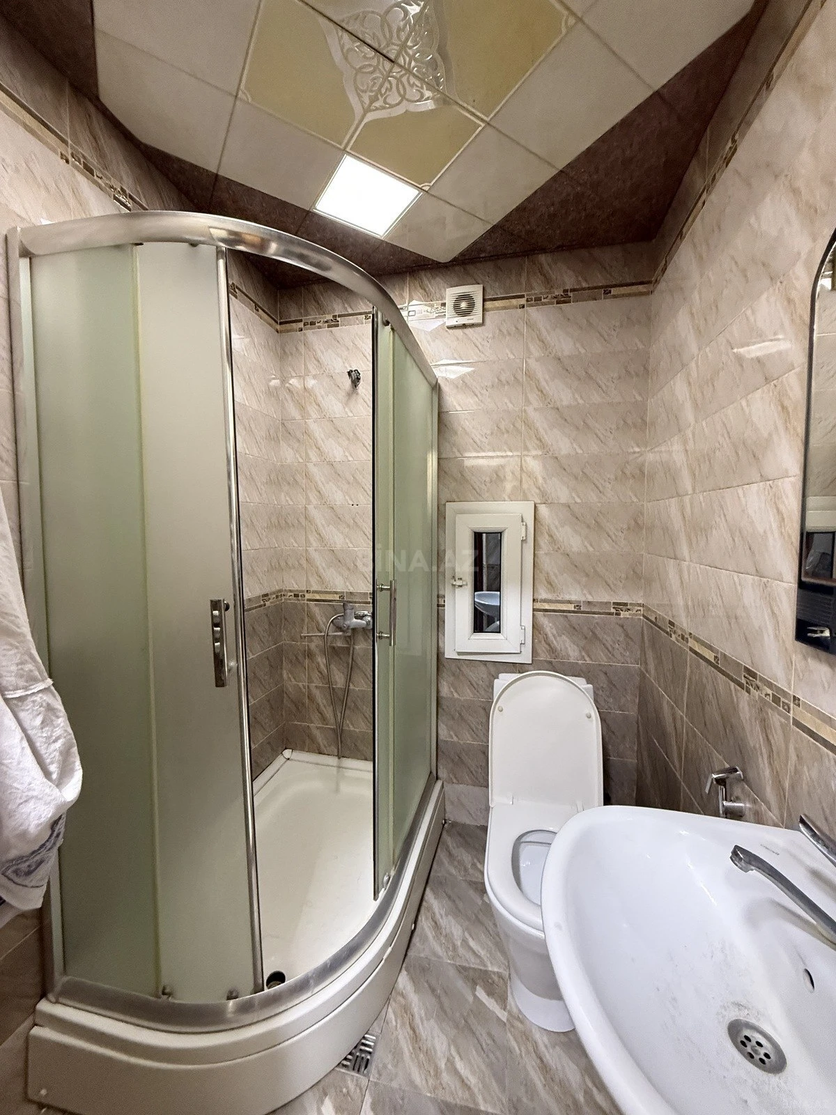 Satılır 2 otaqlı mənzil 55 m²