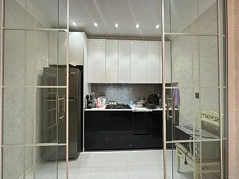 Satılır 2 otaqlı mənzil 55 m²