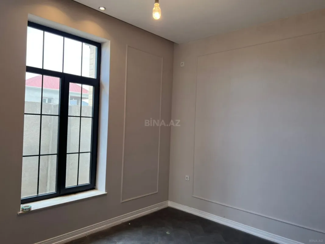 Satılır 4 otaqlı həyət evi 140 m²