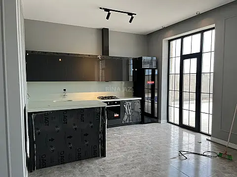 Satılır 4 otaqlı həyət evi 140 m²
