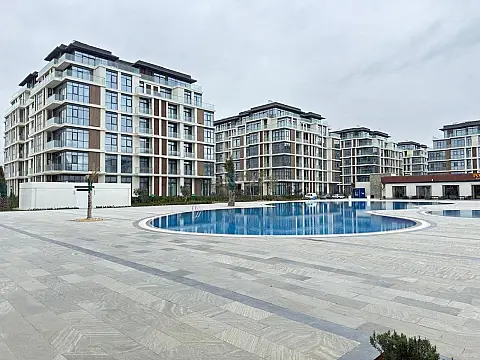 Satılır 3 otaqlı mənzil 133.4 m²