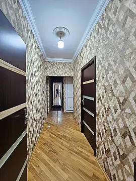 Satılır 3 otaqlı mənzil 70 m²