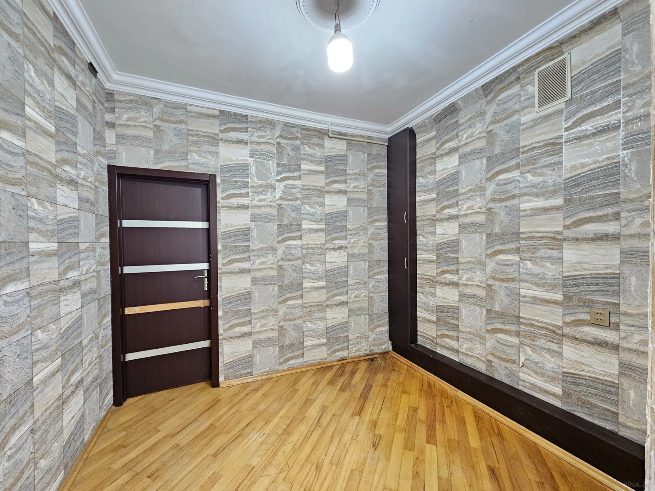 Satılır 3 otaqlı mənzil 70 m²