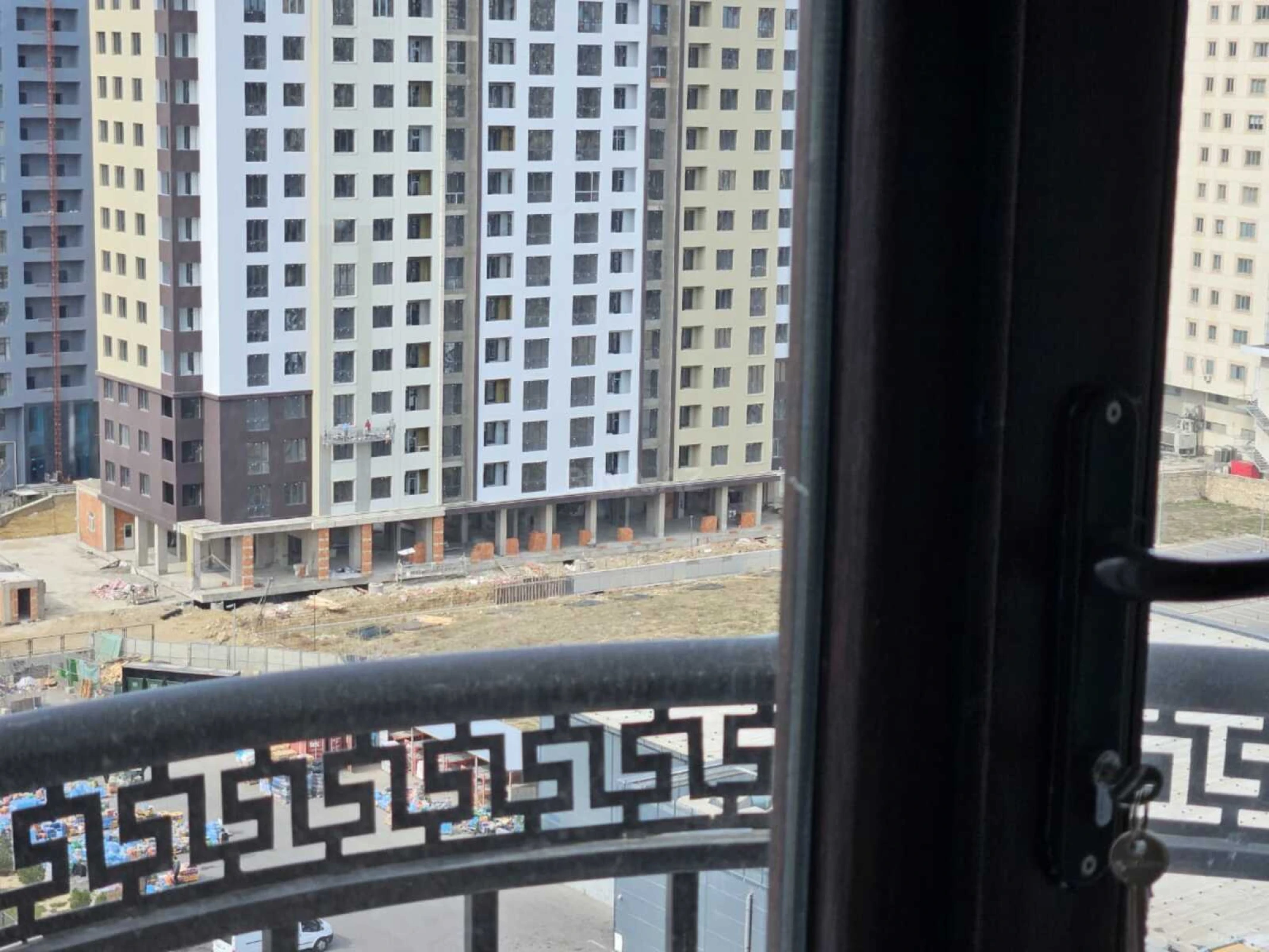 Kirayə verilir 2 otaqlı mənzil 60 m²