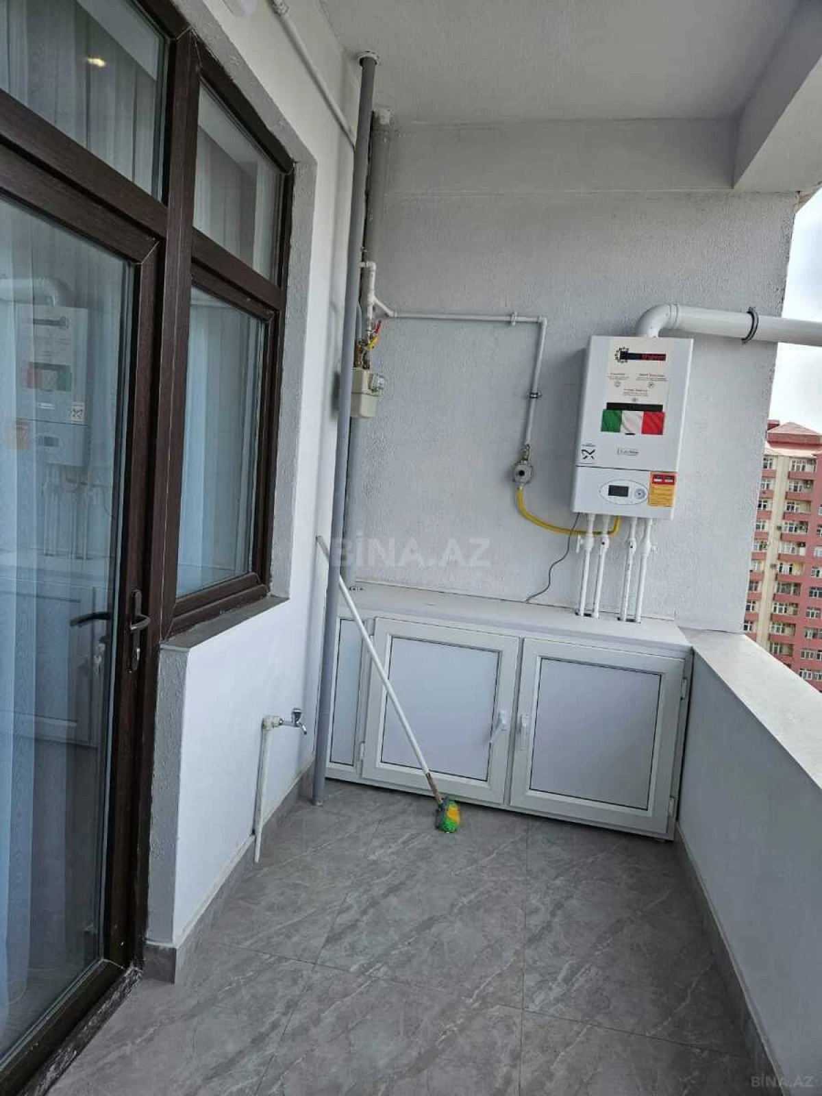 Kirayə verilir 2 otaqlı mənzil 60 m²