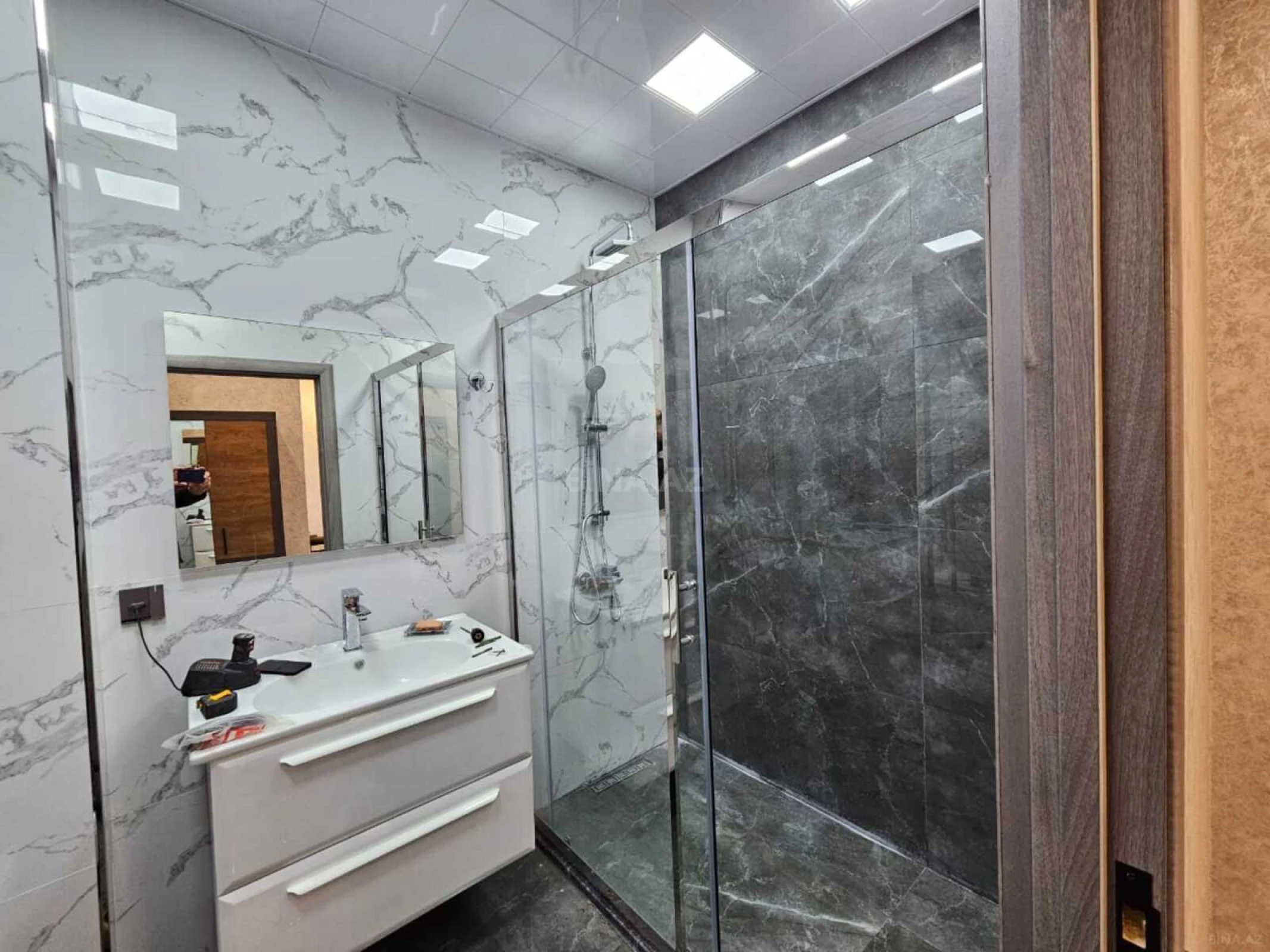 Kirayə verilir 2 otaqlı mənzil 60 m²