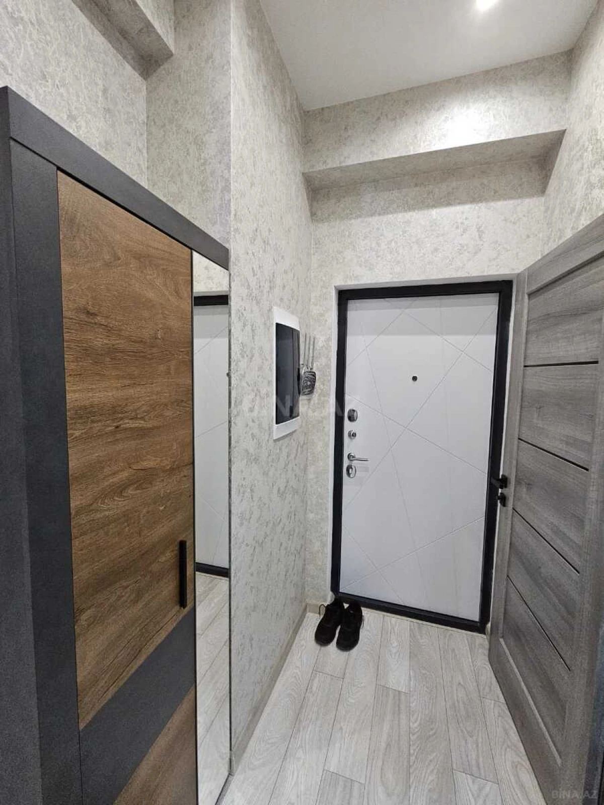 Kirayə verilir 2 otaqlı mənzil 60 m²