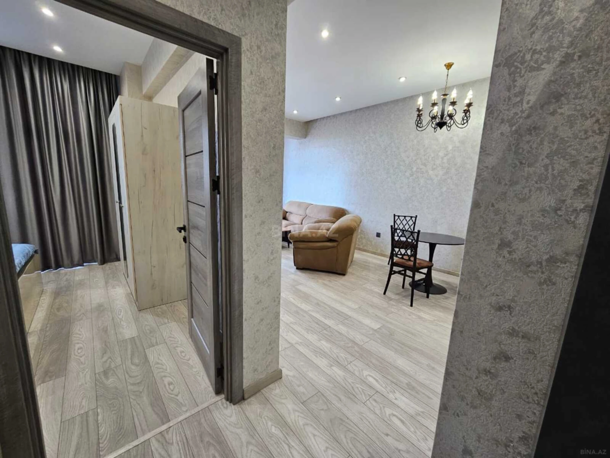 Kirayə verilir 2 otaqlı mənzil 60 m²