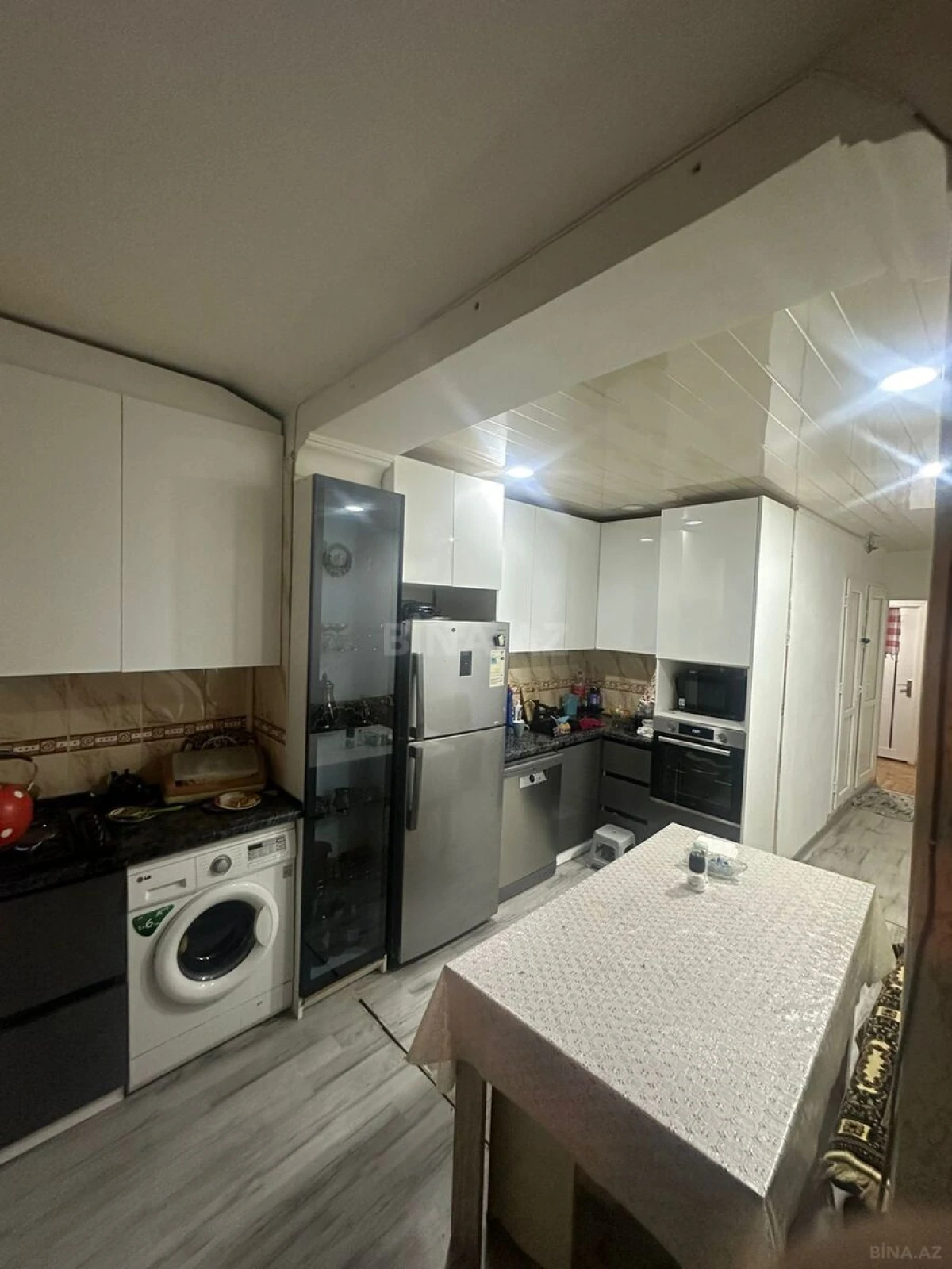 Satılır 4 otaqlı mənzil 105 m²
