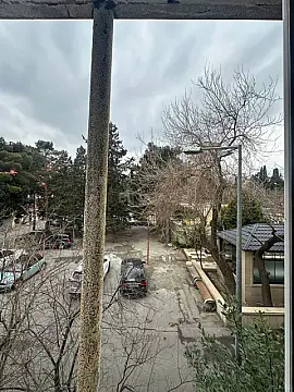 Satılır 4 otaqlı mənzil 105 m²