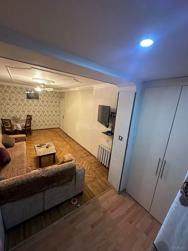 Satılır 4 otaqlı mənzil 105 m²