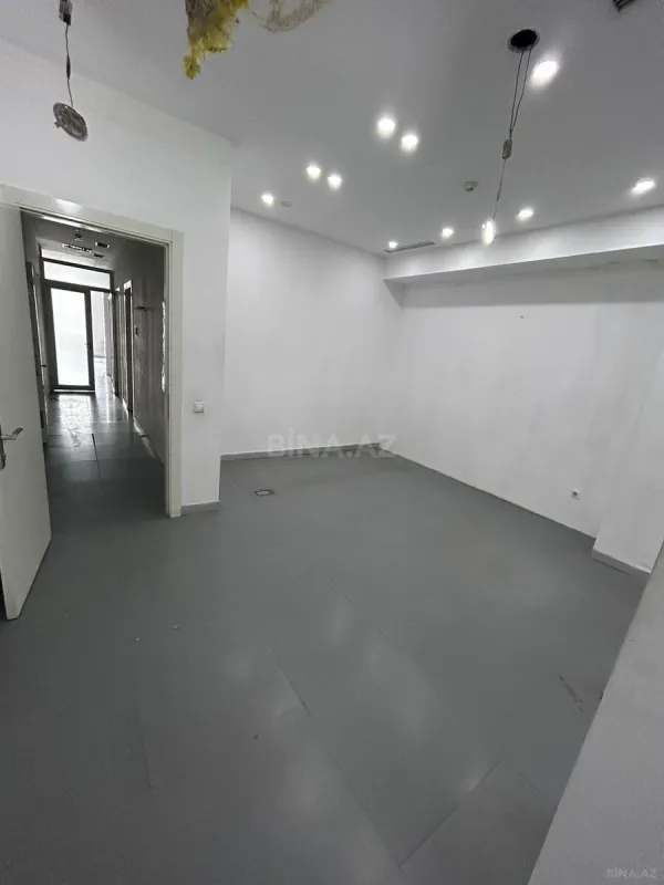 Kirayə verilir obyekt 180 m²