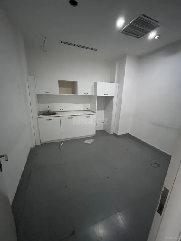 Kirayə verilir obyekt 180 m²