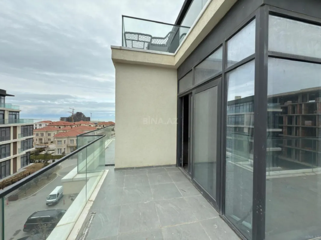 Satılır 3 otaqlı mənzil 133.4 m²