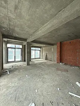 Satılır 3 otaqlı mənzil 133.4 m²