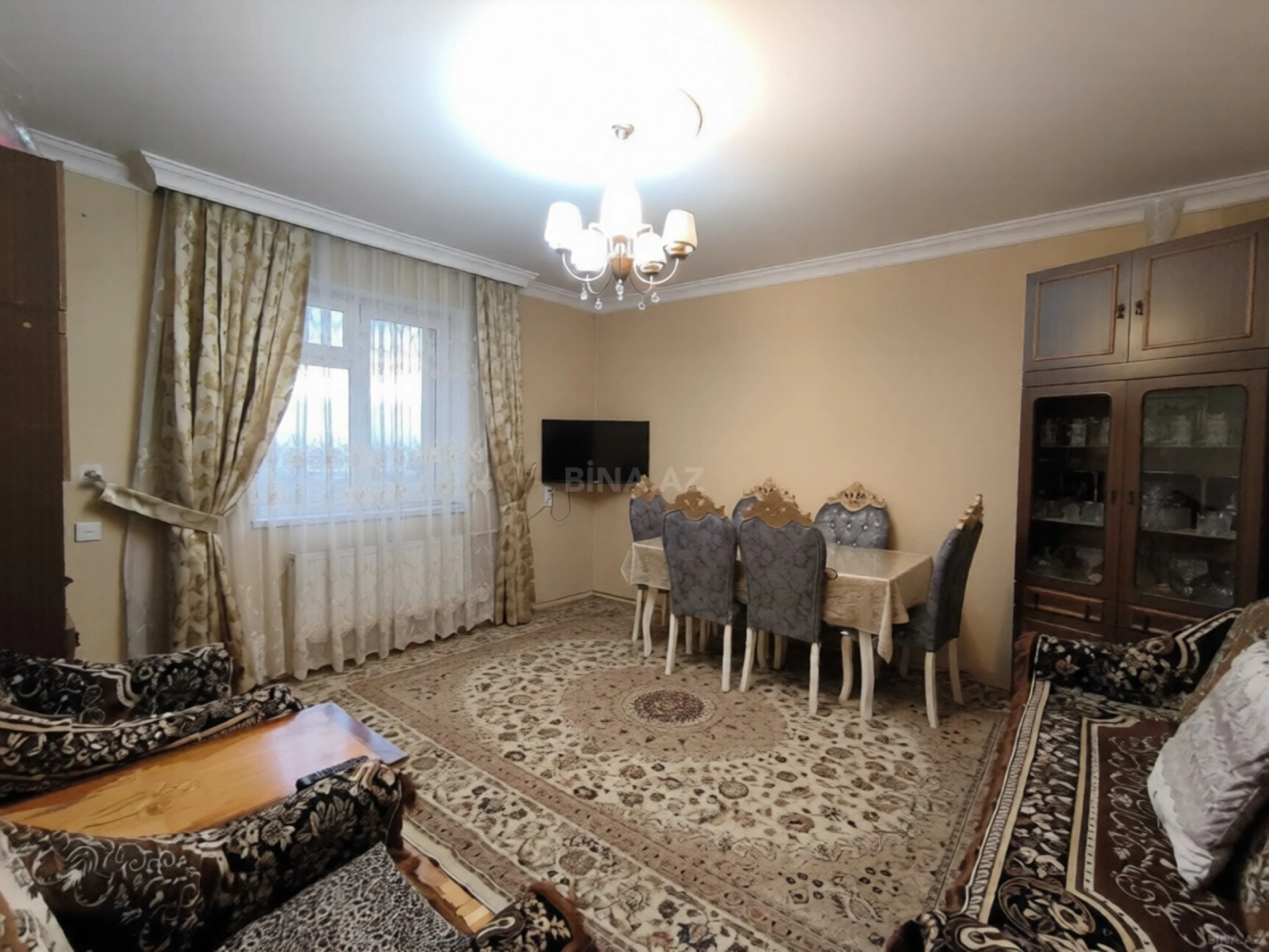 Satılır 4 otaqlı mənzil 100 m²