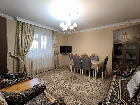 Satılır 4 otaqlı mənzil 100 m²