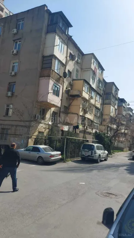 Satılır 2 otaqlı mənzil 50 m²