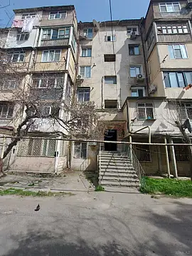 Satılır 2 otaqlı mənzil 50 m²